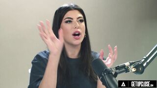 UP CLOSE – How Women Orgasm With The Attractive Gal Ritchie! SOLO FEMALE MASTURBATION! FULL SCENE